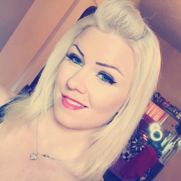 Meet your Posher, Veronica - Picture 1 of 1